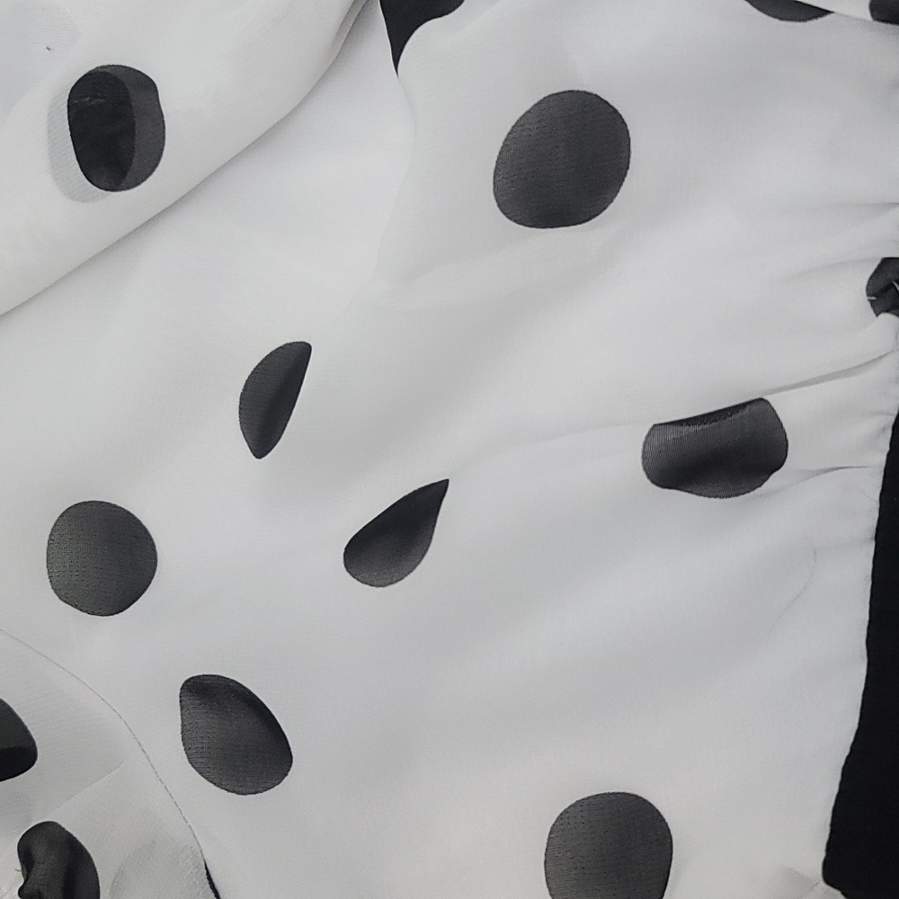 Dress - Picture 2 of 6